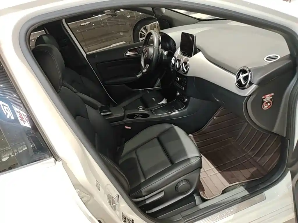Mercedes-Benz B-Class — миниатюра 25