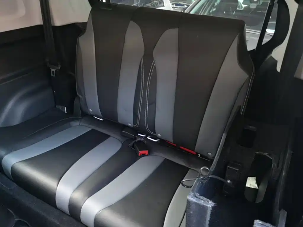Roewe Clever — миниатюра 17