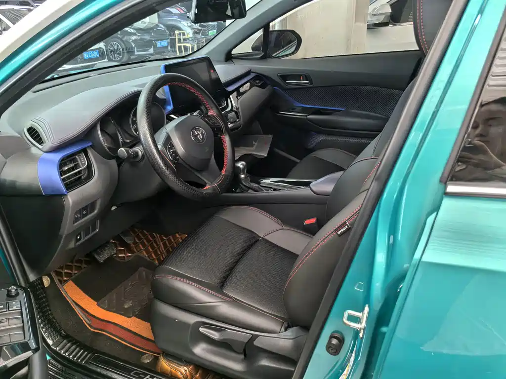 Toyota C-HR — миниатюра 7