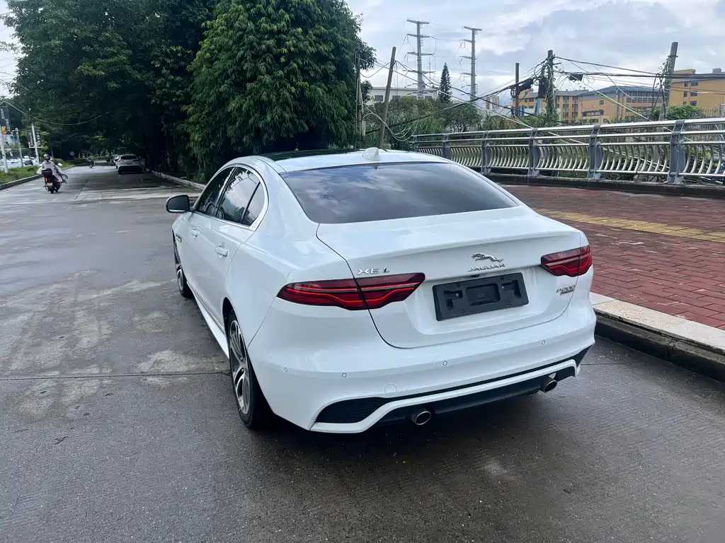 Jaguar XEL — миниатюра 7