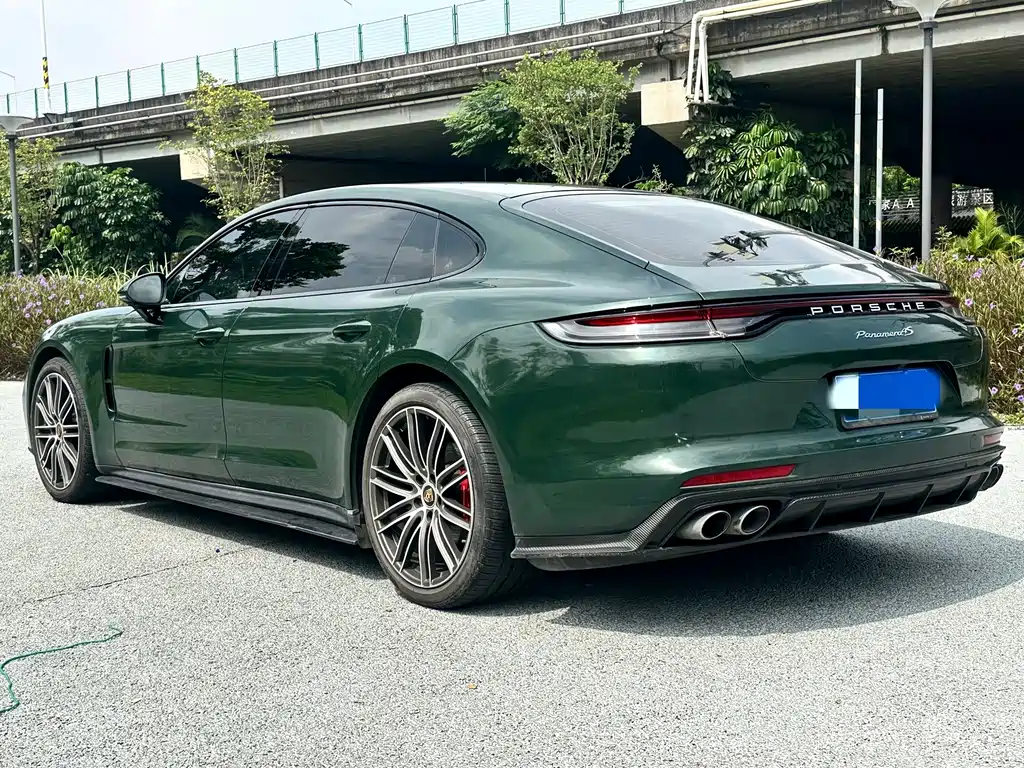 Porsche Panamera — миниатюра 6