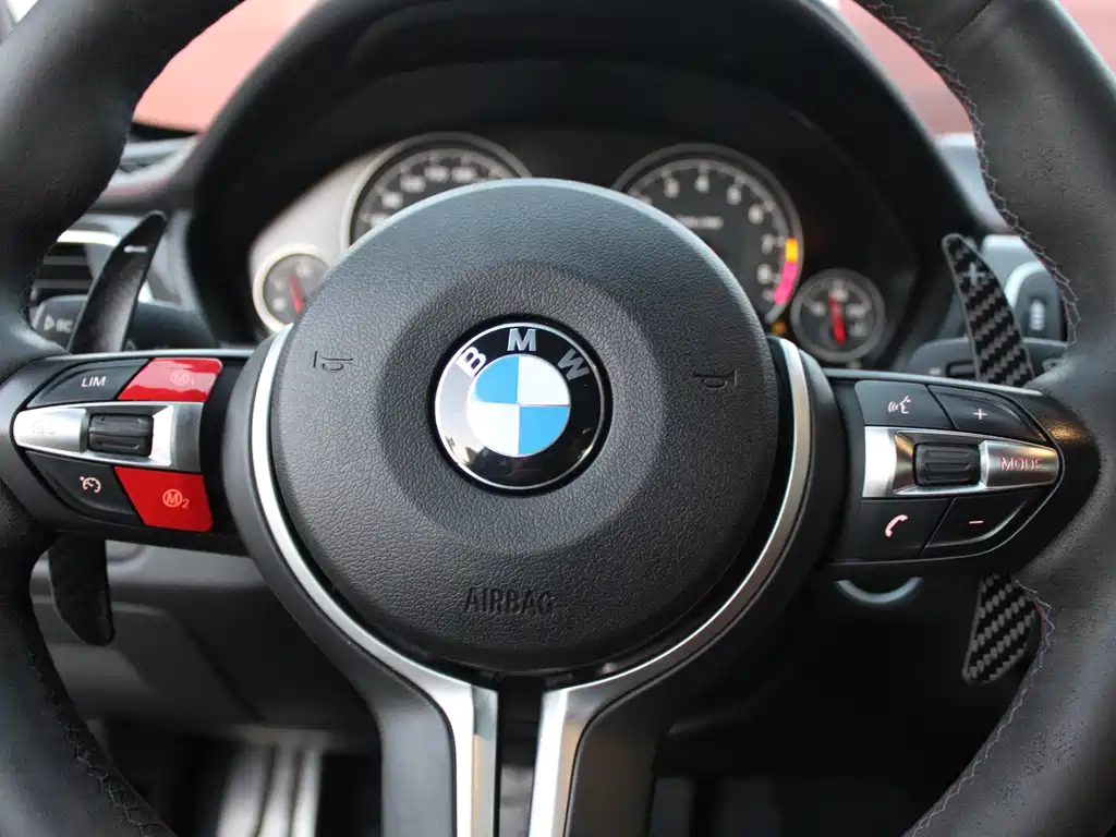 BMW M4 — миниатюра 14