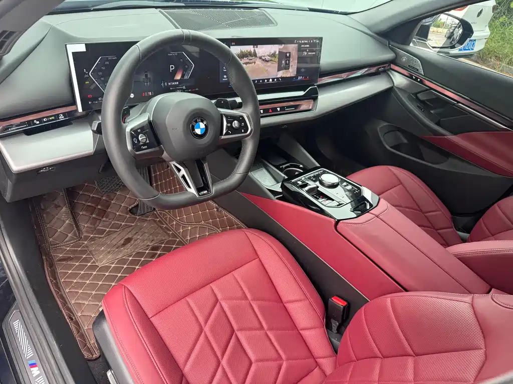 BMW 5 Series — миниатюра 6