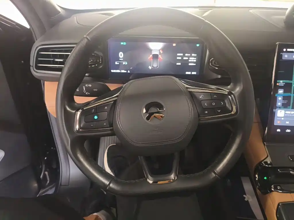 NIO ES6 — миниатюра 11