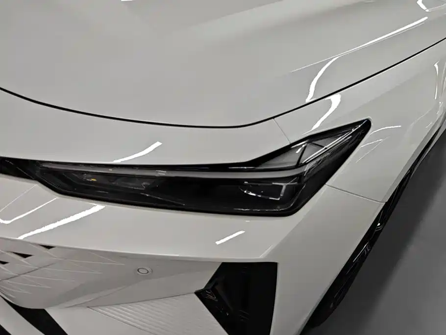 Changan UNI-V iDD — миниатюра 5