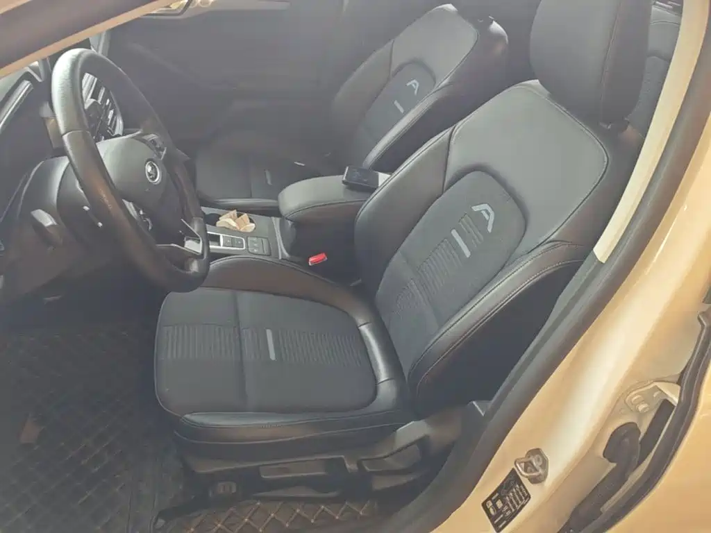 Ford Focus Active — миниатюра 15