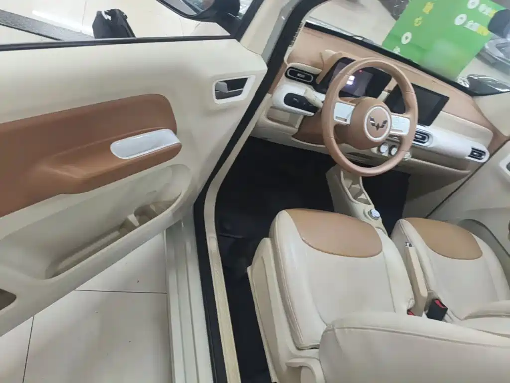 Wuling MINIEV — миниатюра 16