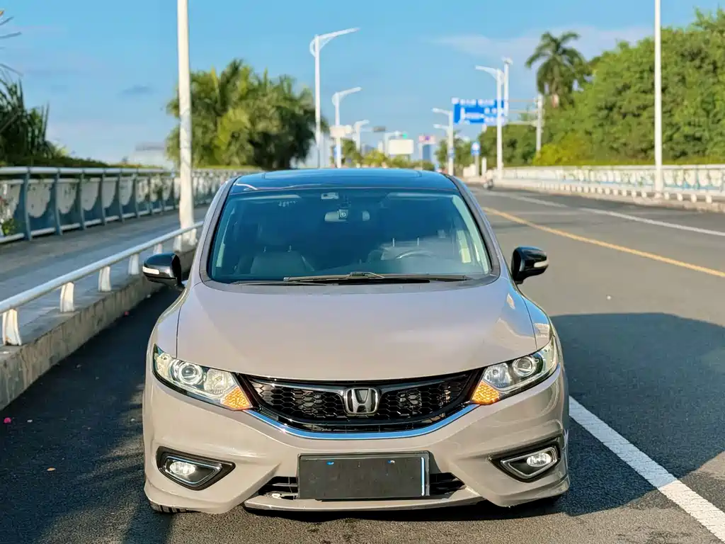 Honda Jade — миниатюра 2