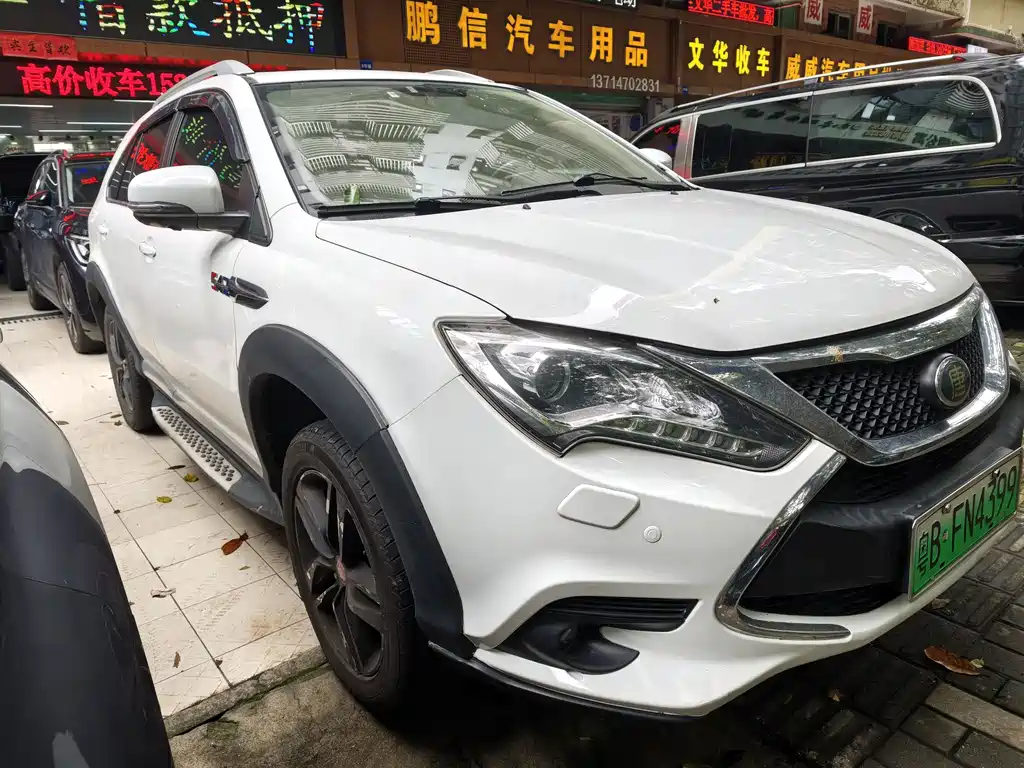 BYD Tang New Energy — миниатюра 2