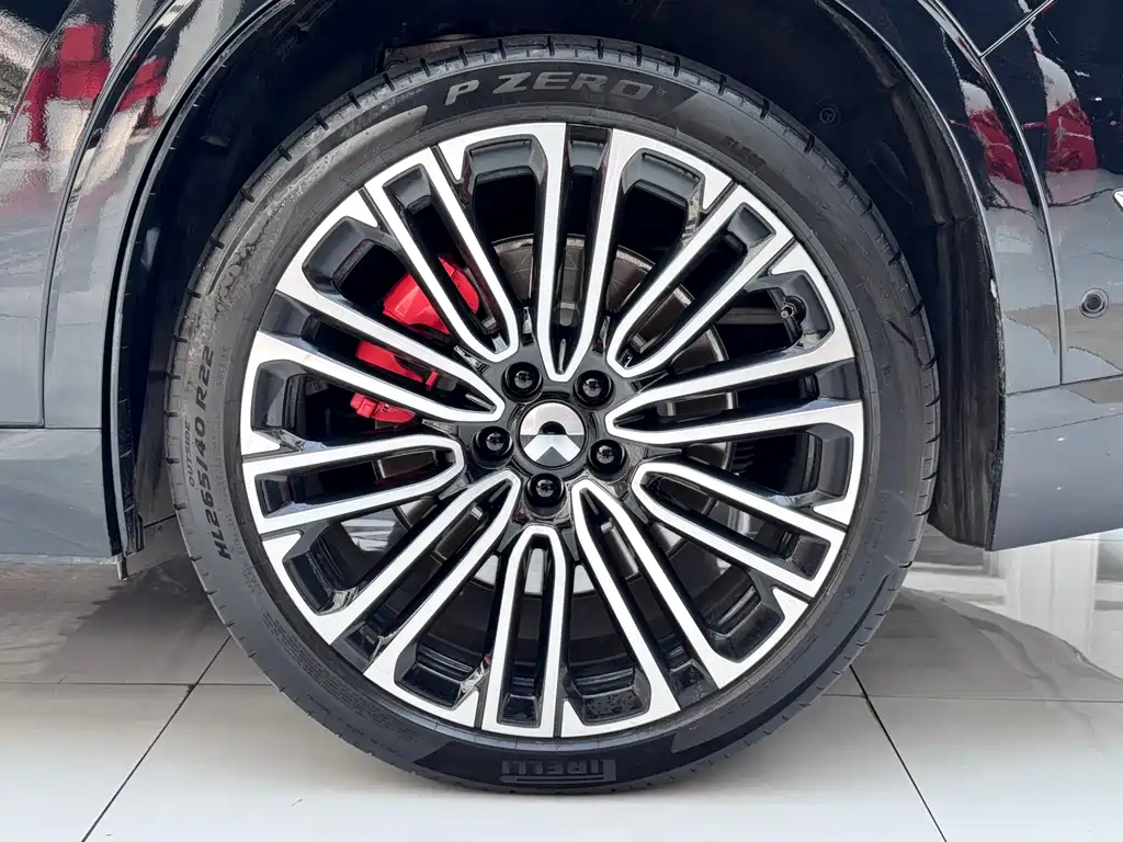 NIO ES8 — миниатюра 5