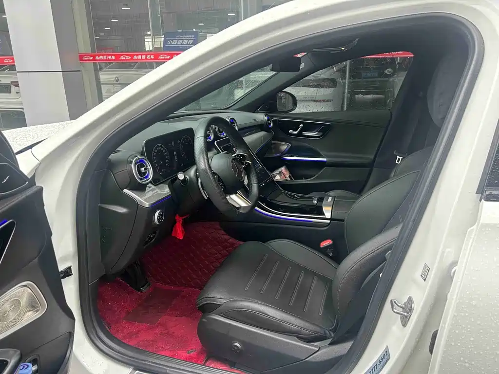 Mercedes-Benz C-Class — миниатюра 6
