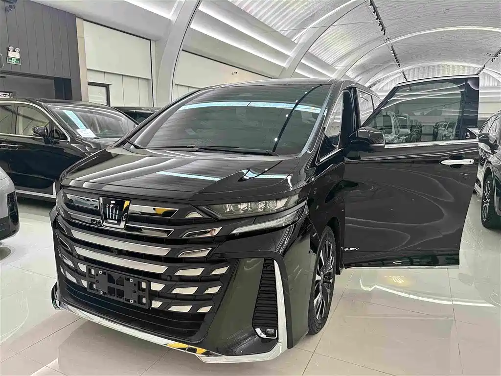 Toyota Vellfire — миниатюра 3