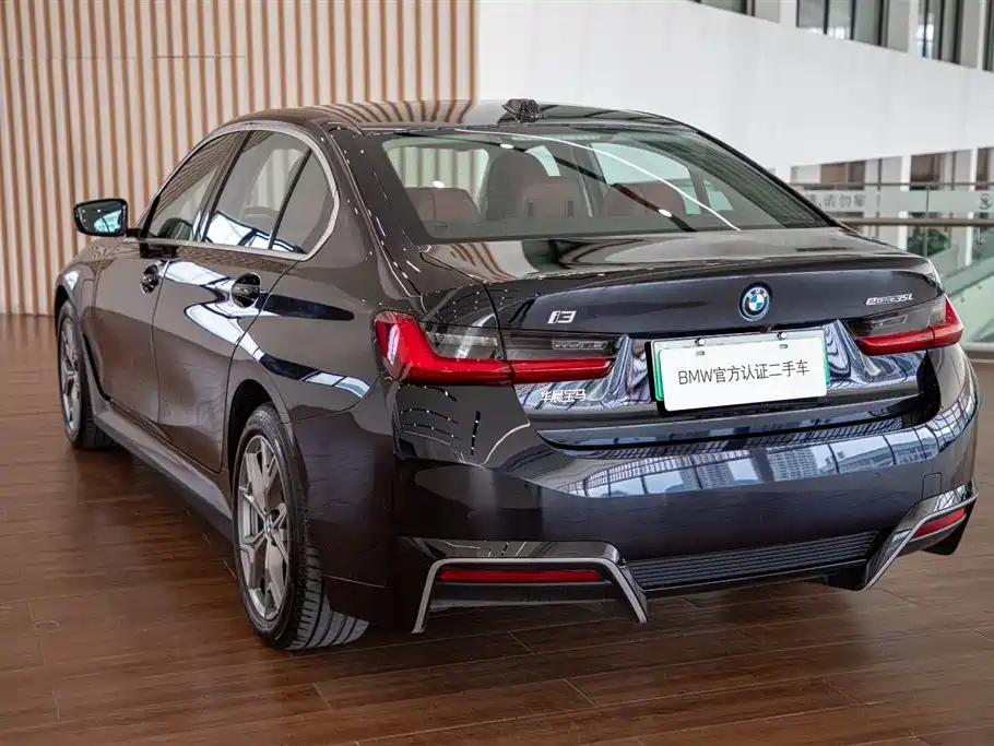 BMW i3 — миниатюра 8