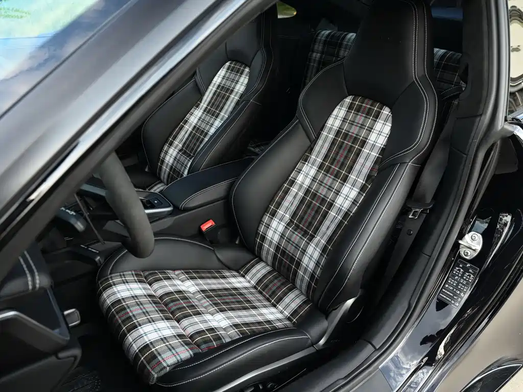 Porsche 911 — миниатюра 8