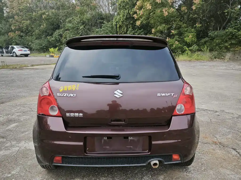 Suzuki Swift — миниатюра 4