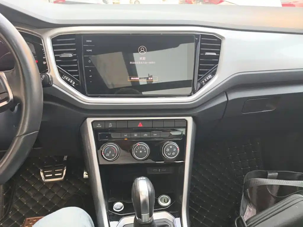 Volkswagen T-Roc — миниатюра 13