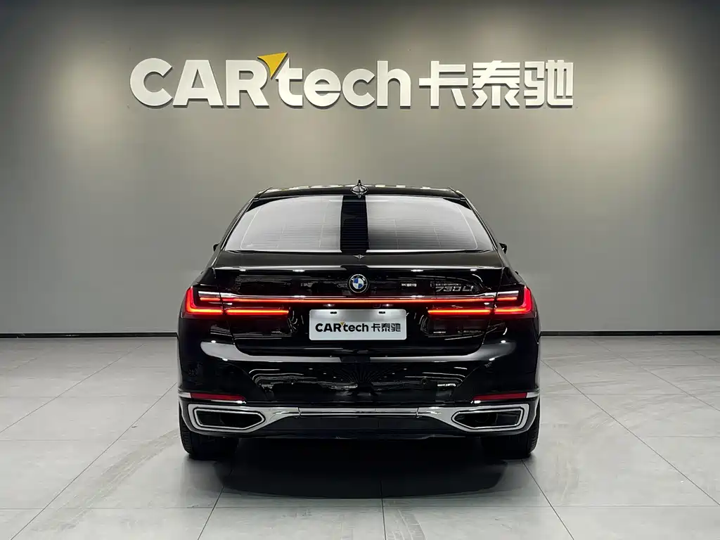 BMW 7 Series — миниатюра 5