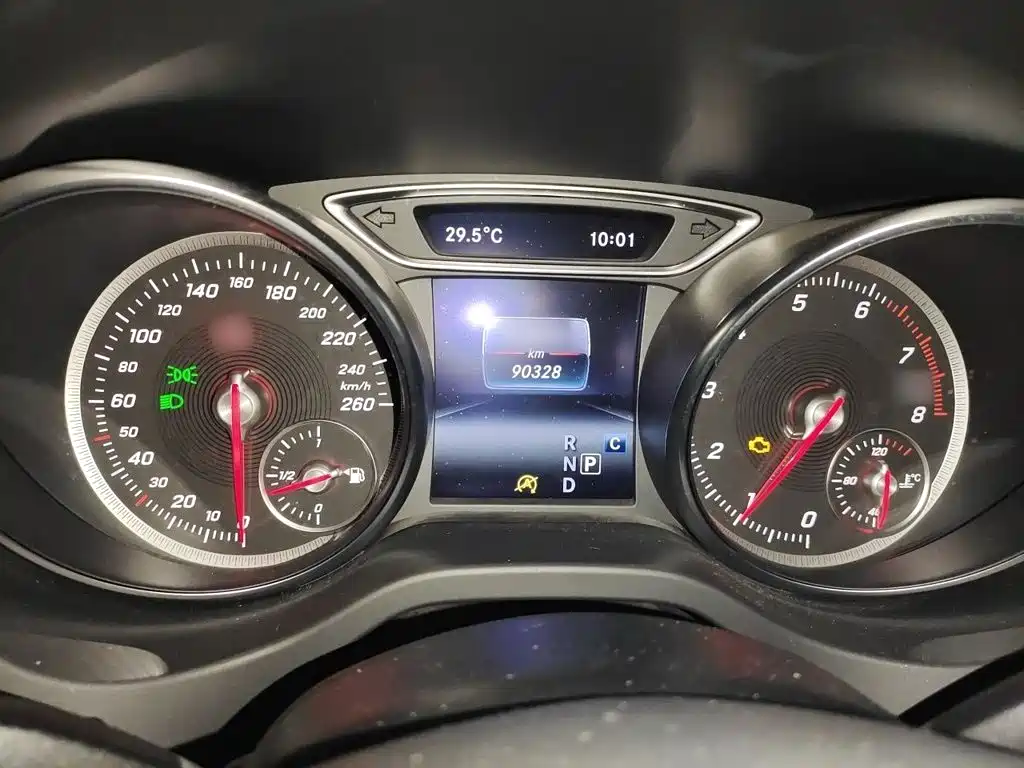 Mercedes-Benz GLA — миниатюра 4