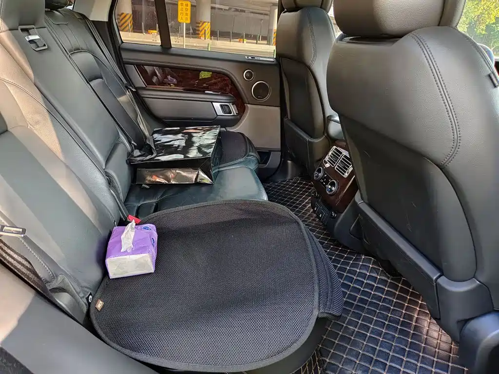 Land Rover Range Rover — миниатюра 11