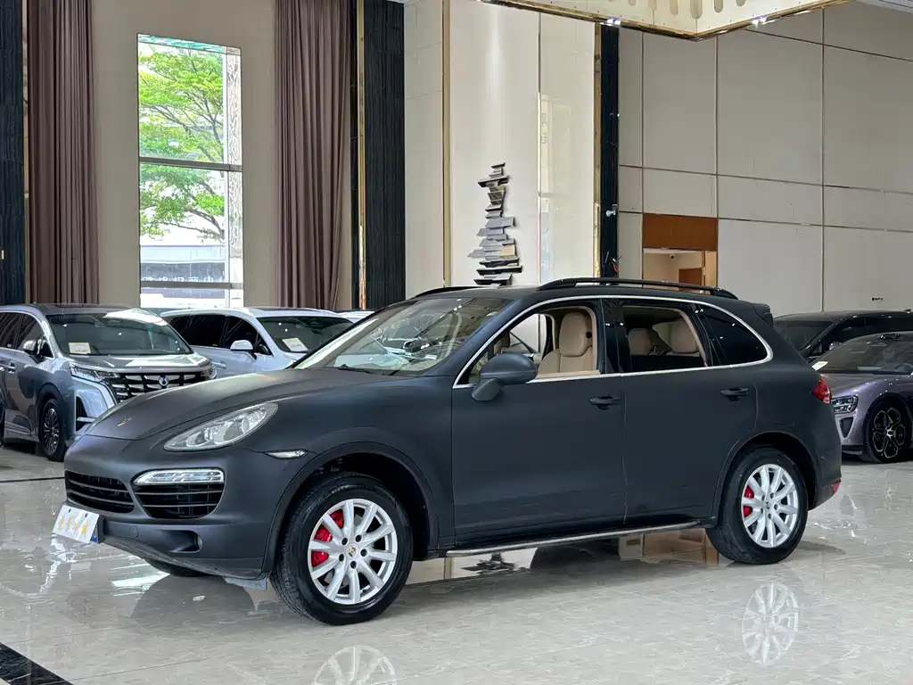 Porsche Cayenne 2011