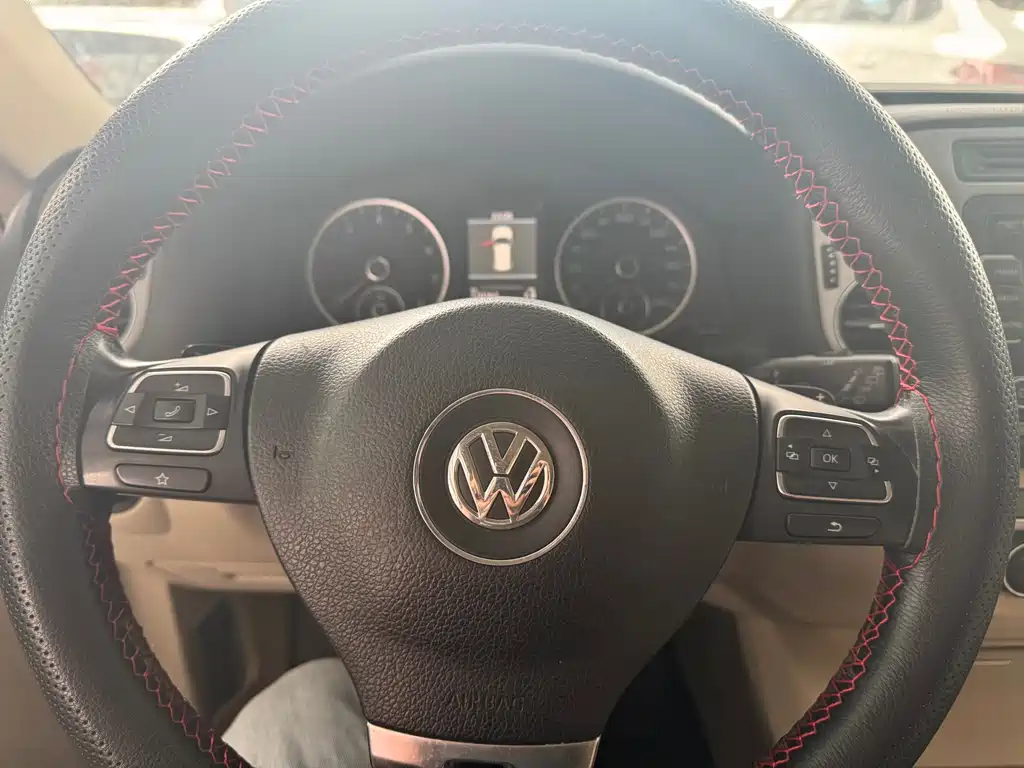 Volkswagen Tiguan — миниатюра 5