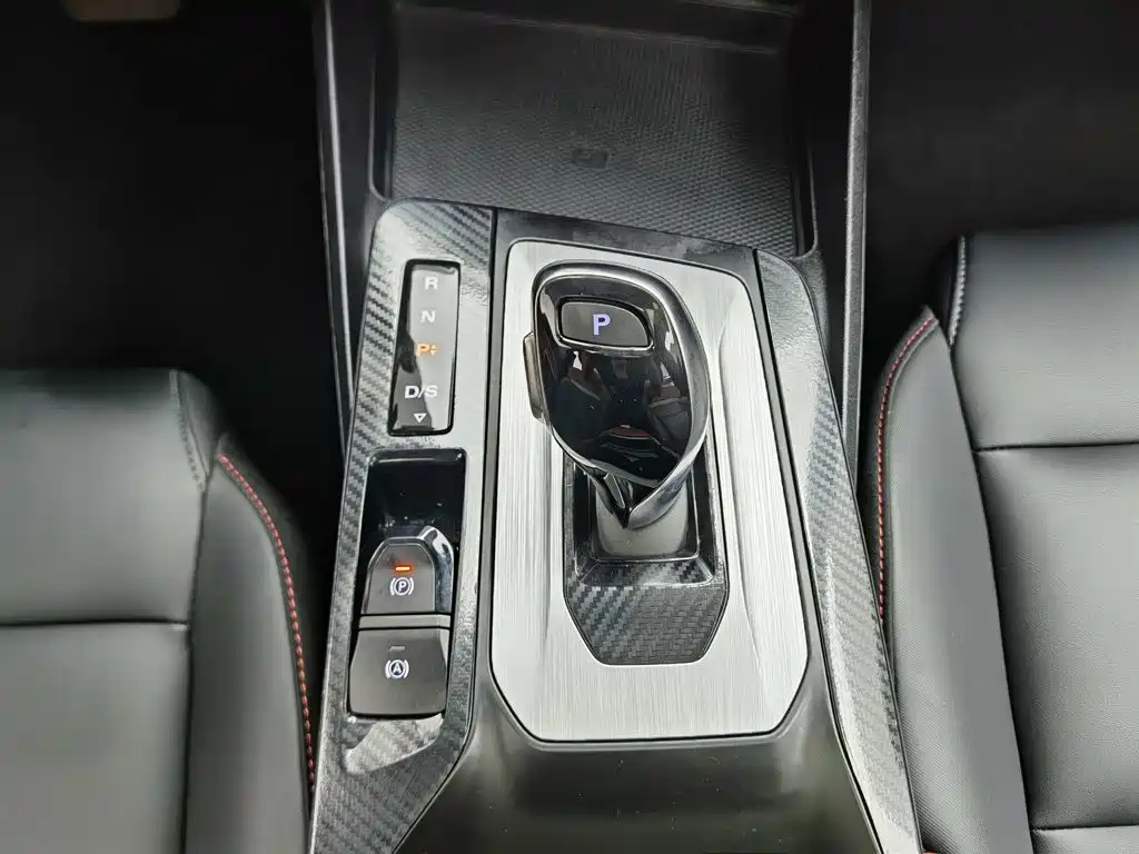 MG MG5 — миниатюра 13