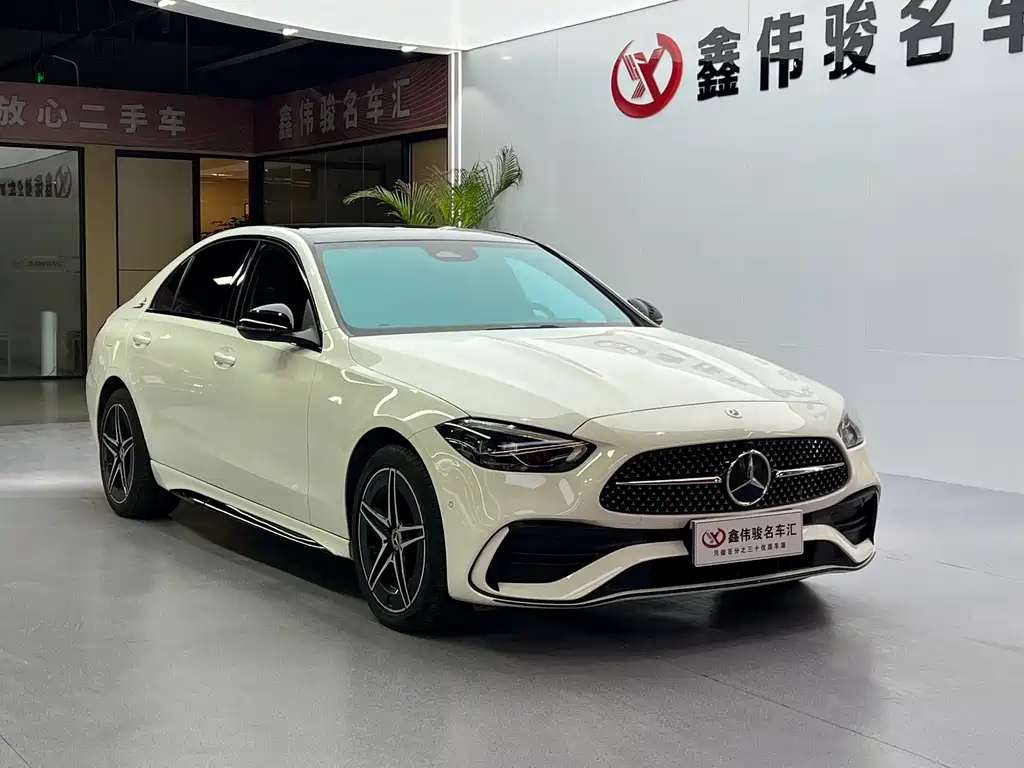 Mercedes-Benz C-Class — миниатюра 4