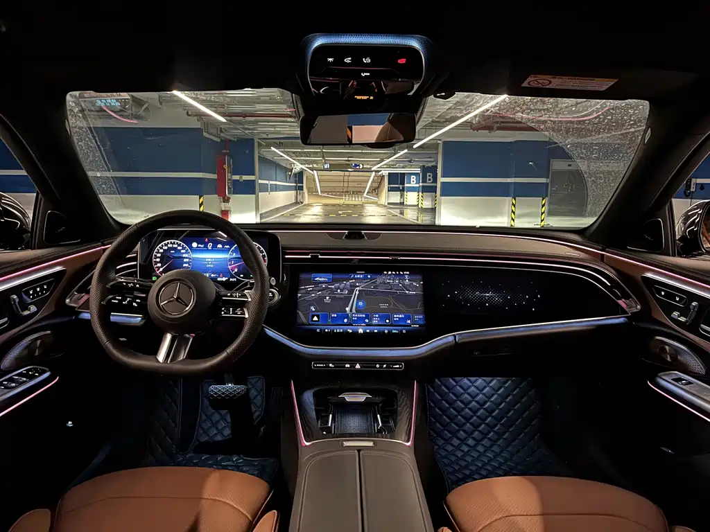 Mercedes-Benz E-Class — миниатюра 18