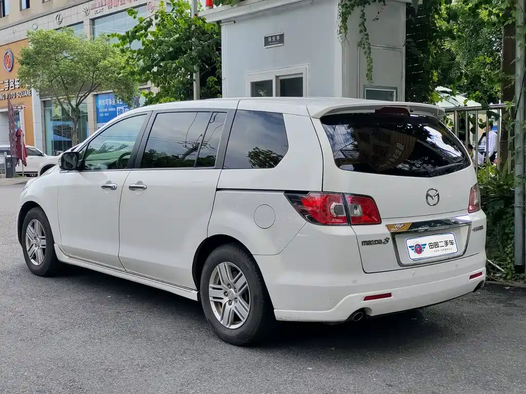 Mazda 8 — миниатюра 4
