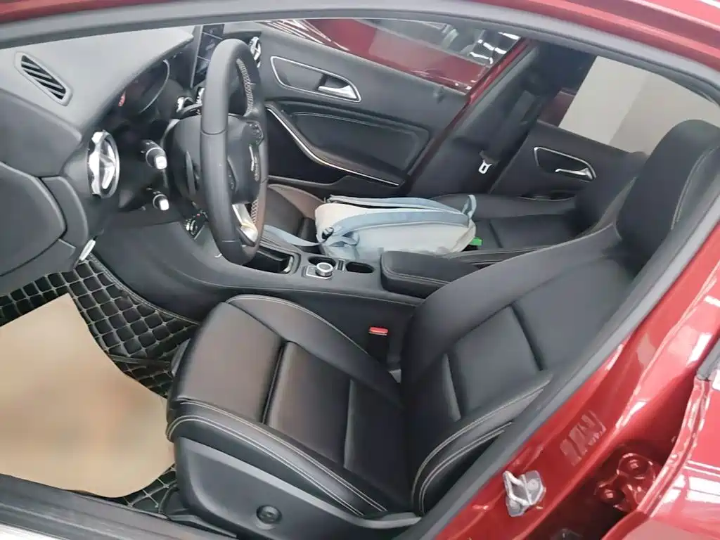 Mercedes-Benz GLA — миниатюра 15