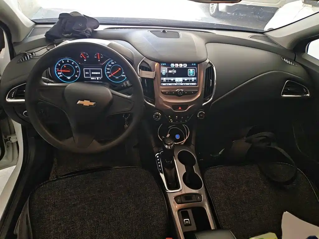 Chevrolet Cruze — миниатюра 13