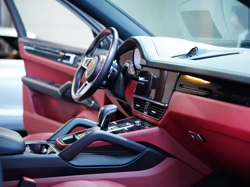 Porsche Cayenne — миниатюра 37