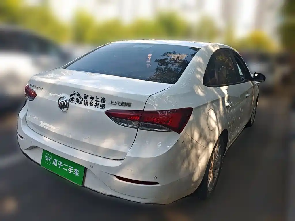 Buick Excelle — миниатюра 4