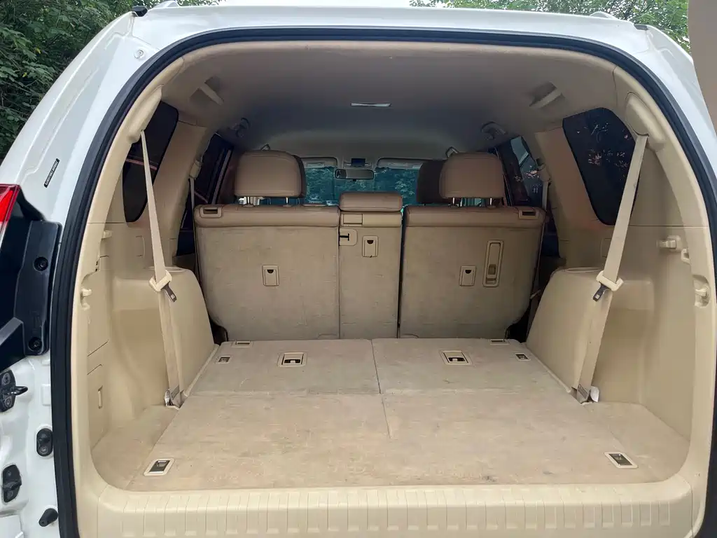 Toyota Land Cruiser Prado 2016 2.7L AT
