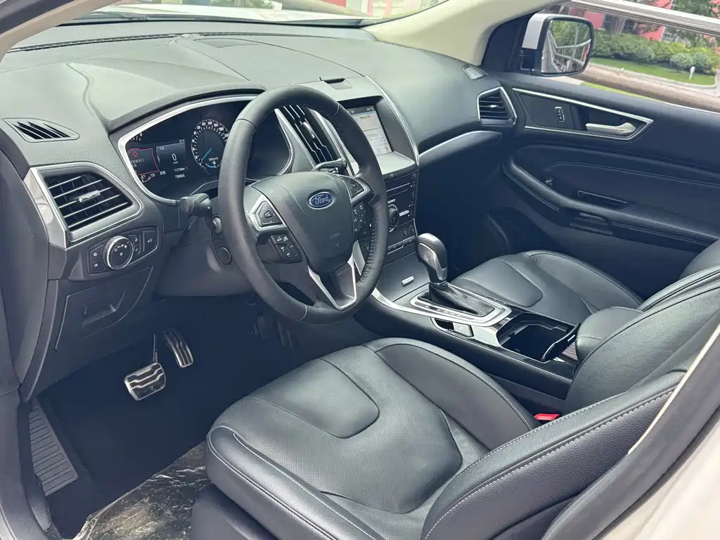 Ford Edge — миниатюра 7