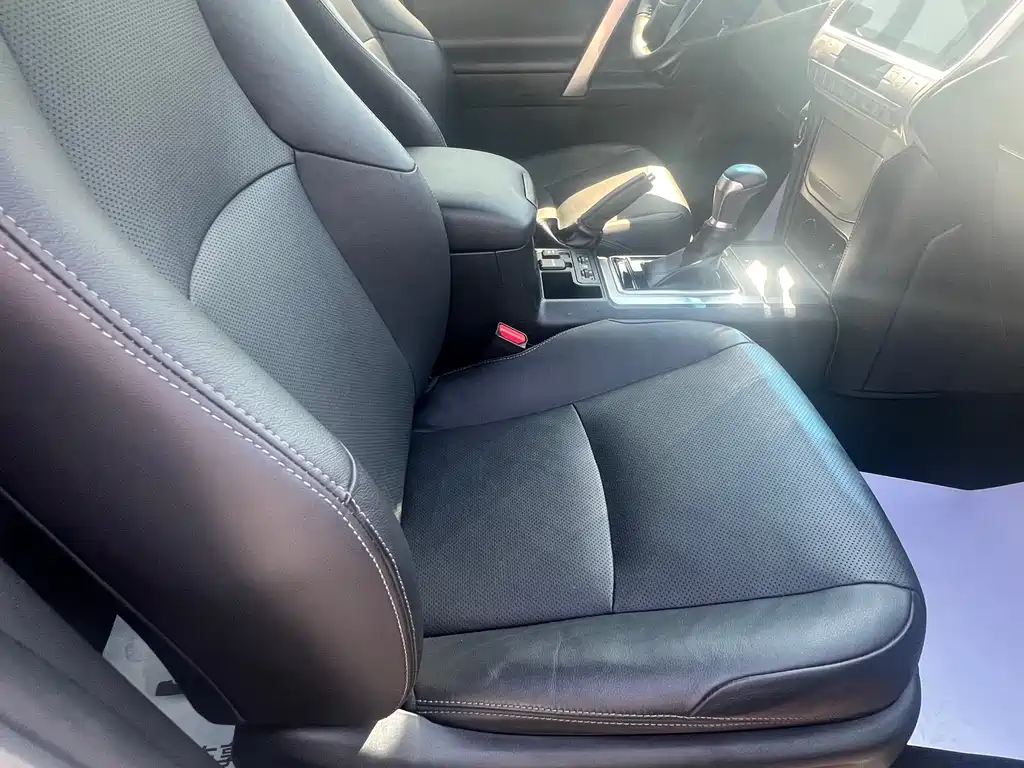 Toyota Land Cruiser Prado 2018 3.5L AT TX-L