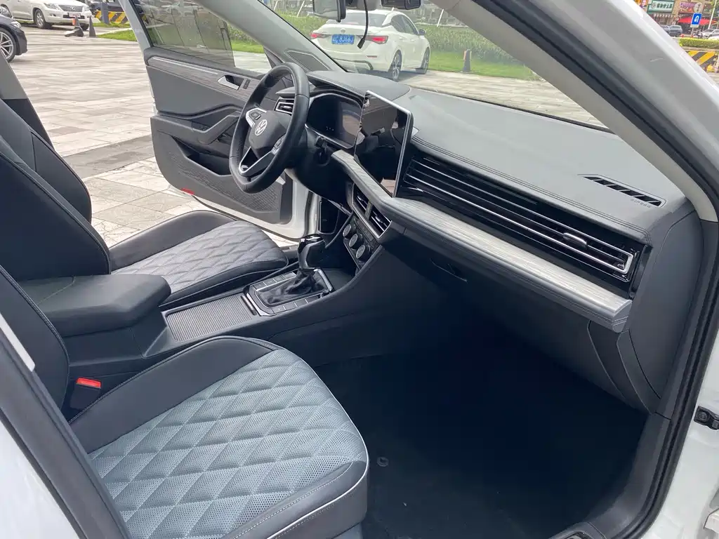 Volkswagen Sagitar — миниатюра 14
