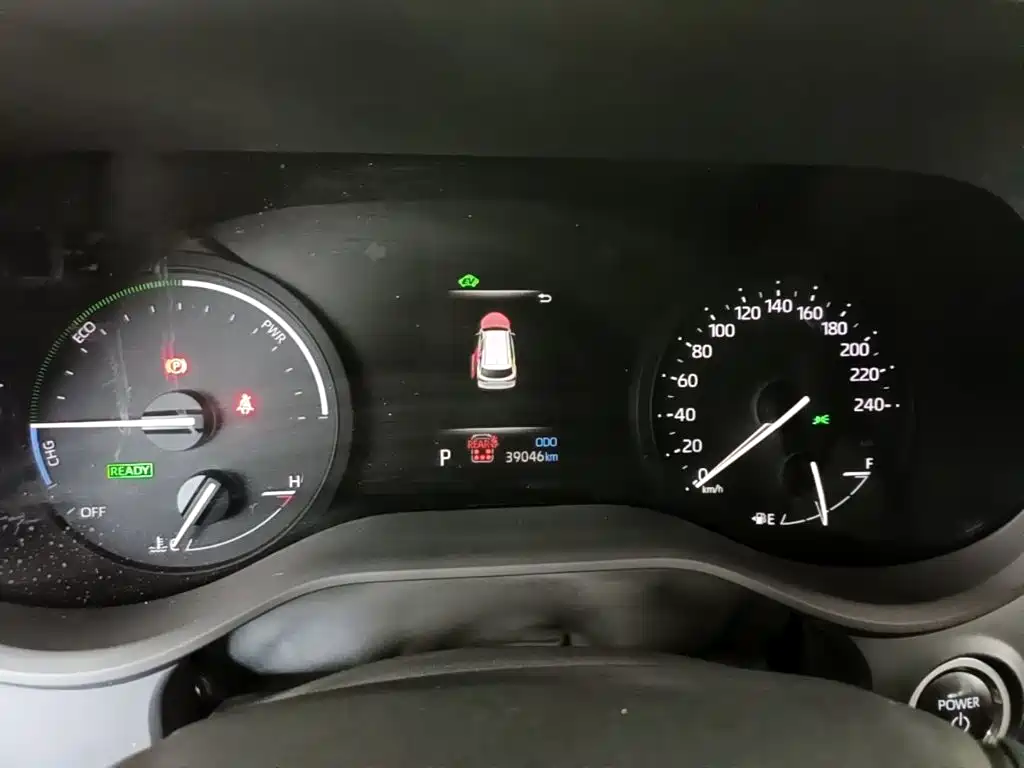 Toyota Granvia — миниатюра 12