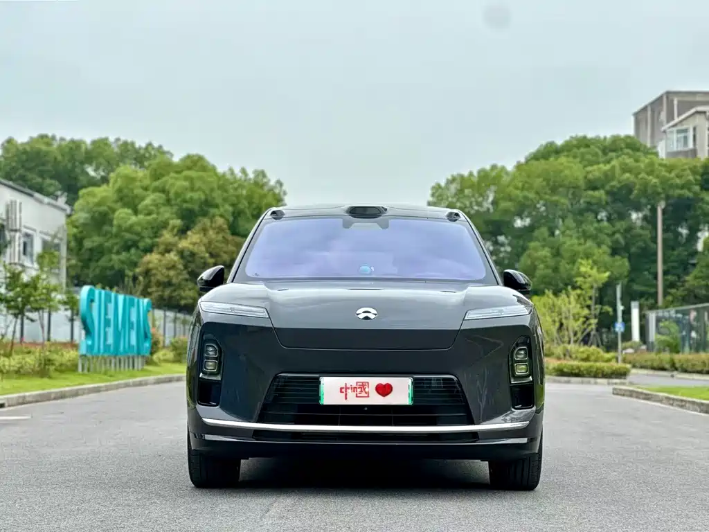 NIO ES8 2026 мест Executive Luxury