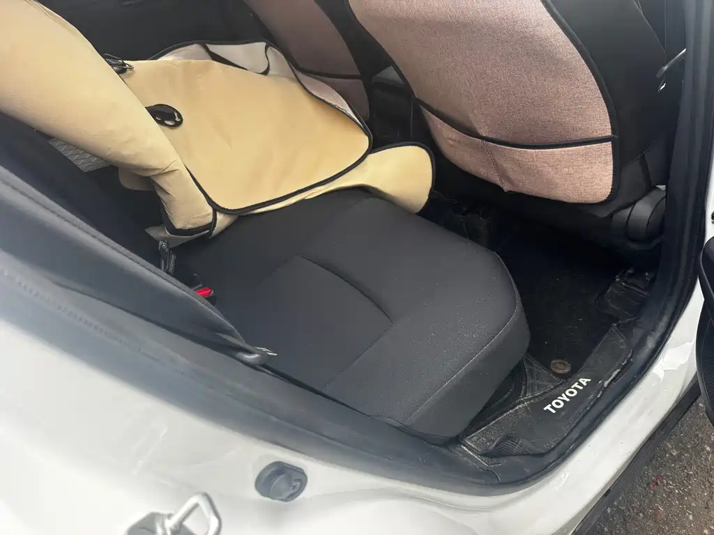 Toyota Corolla Cross — миниатюра 6