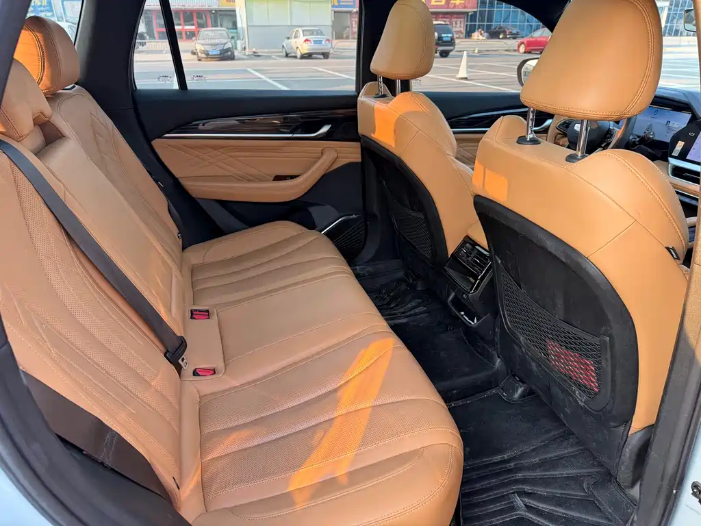 Geely Xingyue L EREV — миниатюра 8