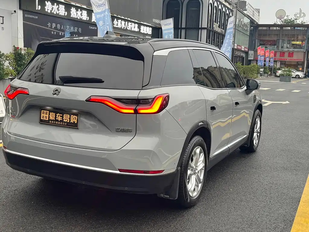 NIO NIO ES8
