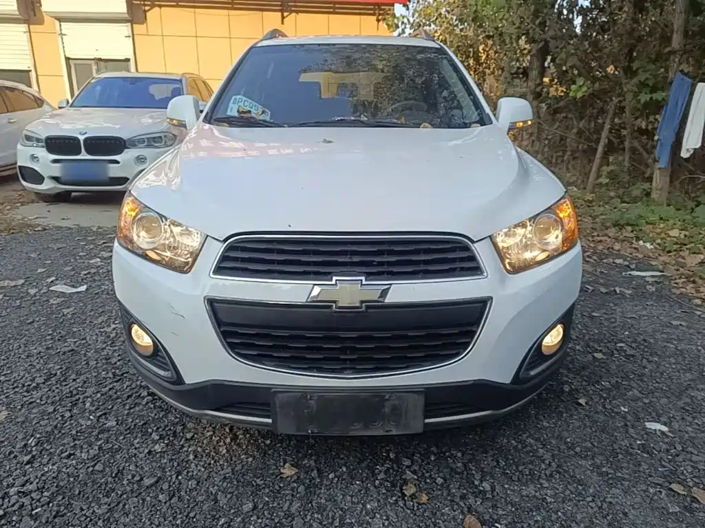 Chevrolet Captiva — миниатюра 3