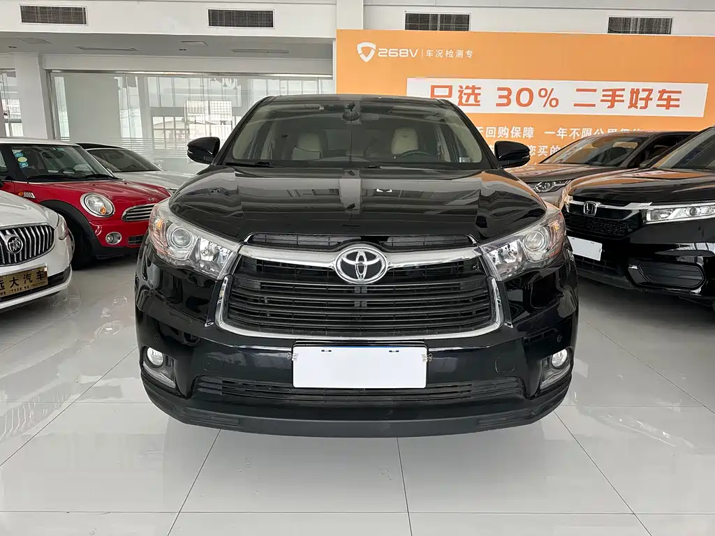 TOYOTA HIGHLANDER