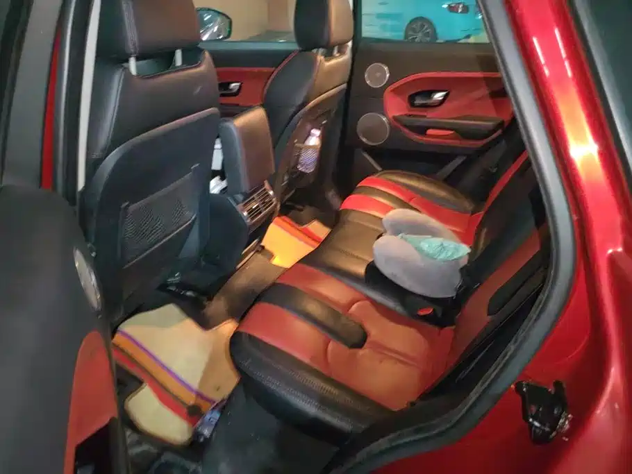 Land Rover Evoque (Import) — миниатюра 11