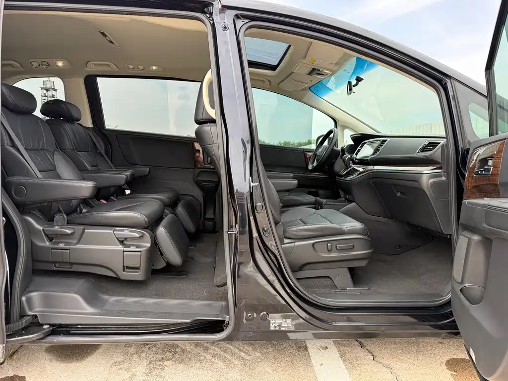 Honda Odyssey — миниатюра 30