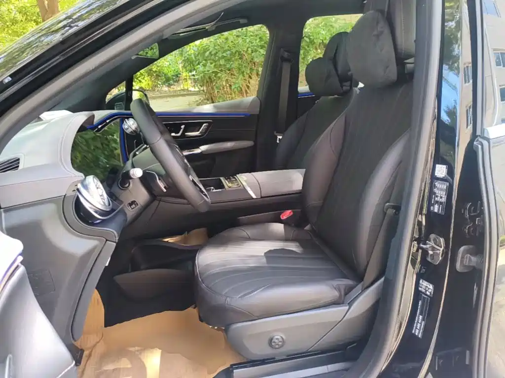 Mercedes-Benz EQS SUV — миниатюра 15