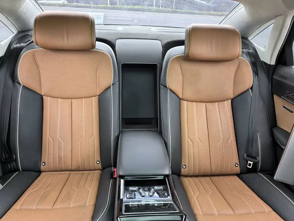 Audi A8 — миниатюра 15