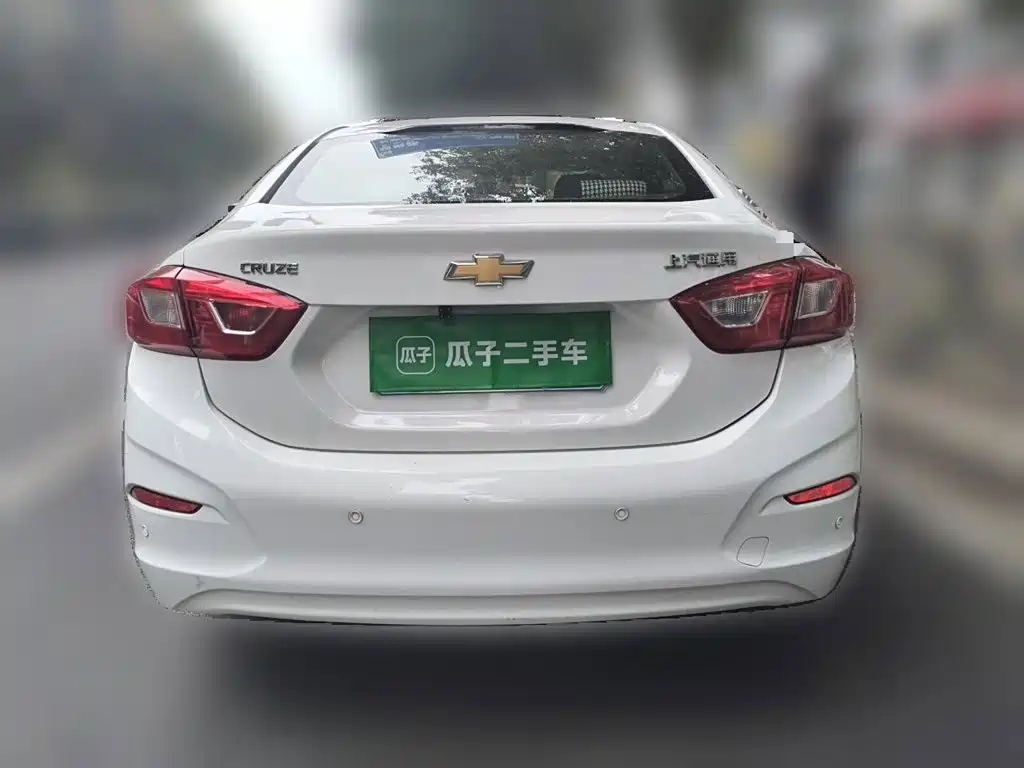 Chevrolet Cruze — миниатюра 7