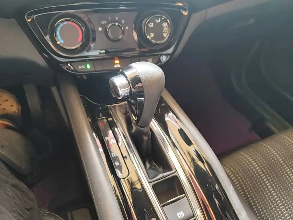 Honda Vezel — миниатюра 14